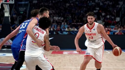 A milli basketbol takımı 16 yıllık özlemi bitirdi