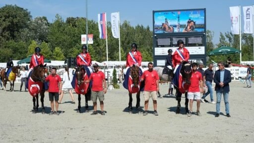 Engel atlama balkan Şampiyonası'na türk biniciler damga vurdu