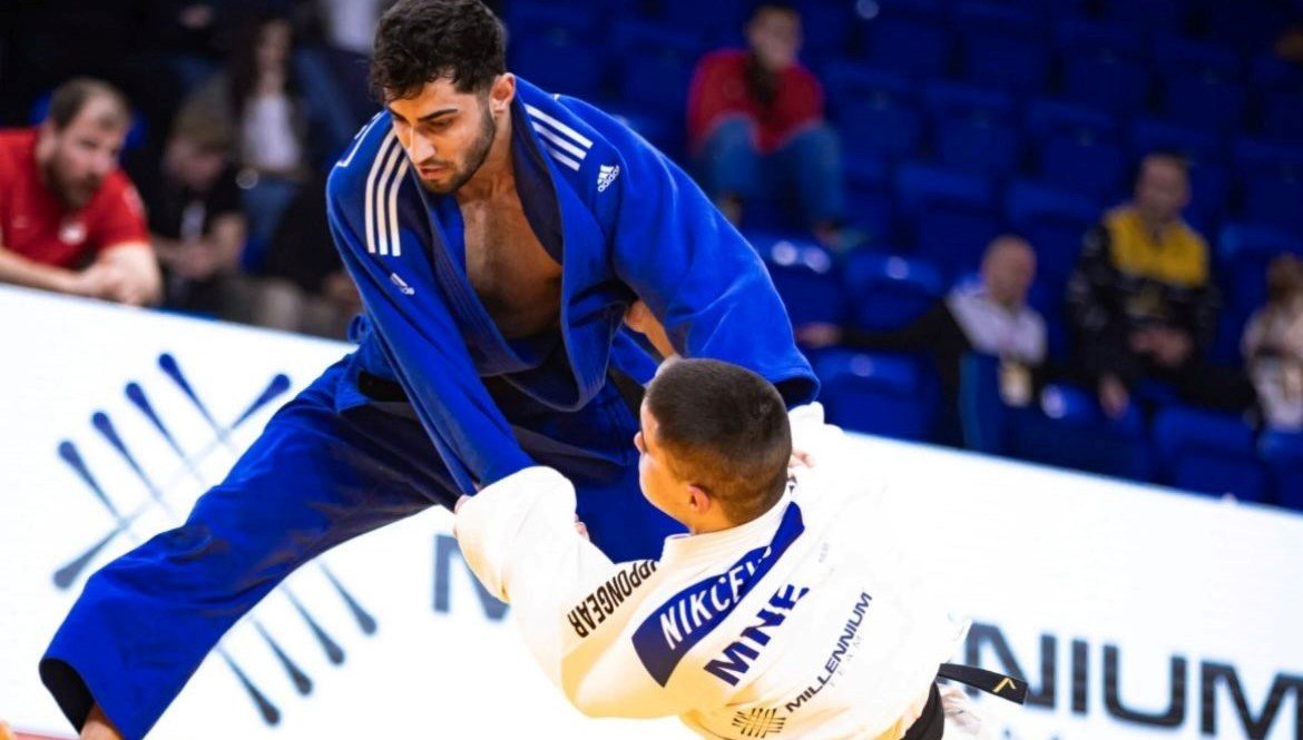 63p1dh362kil3wsrxzbg g.jpg