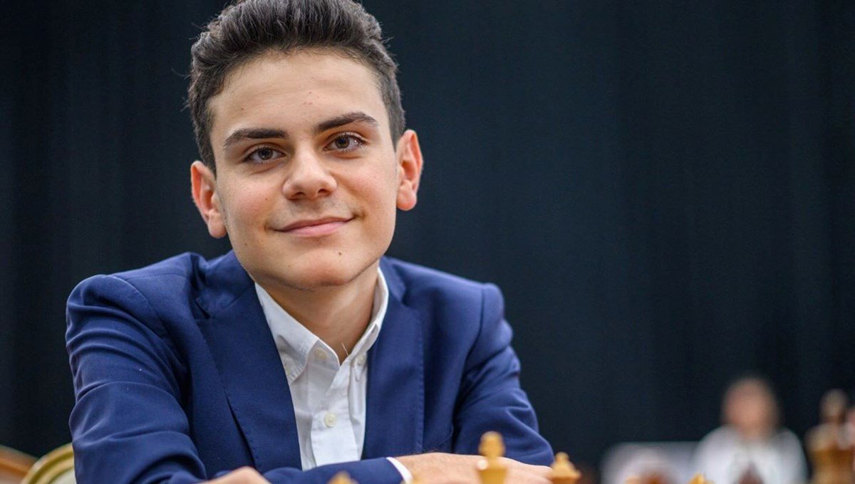 Pebq4zop 0adrerir s 8w.jpg