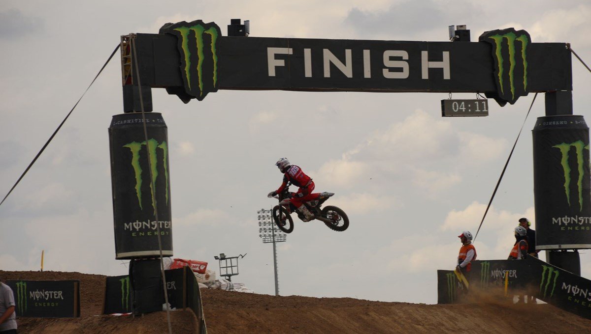 Mxgp sıralama yarışları başladı